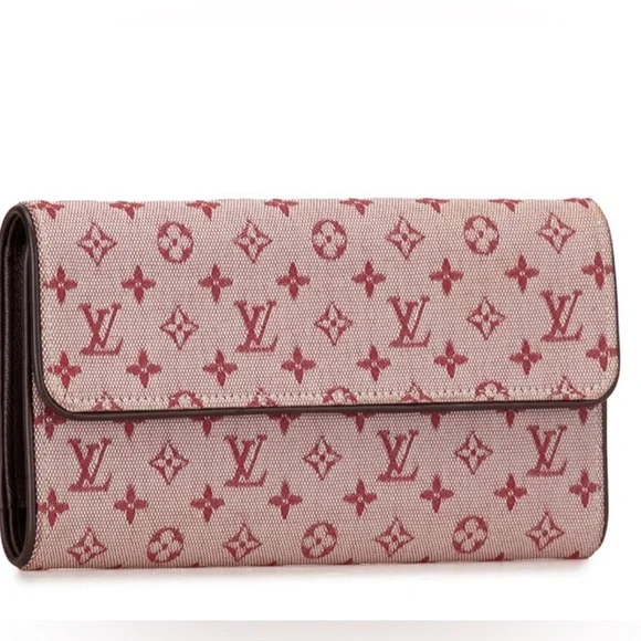 Louis Vuitton Monogram Mini Lin Porte Tresor
International Long Wallets - Picture 2 of 6